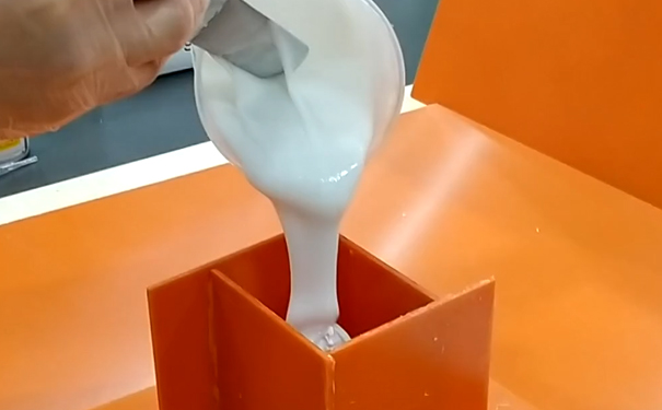 模具硅橡膠灌模時(shí)間是什么？