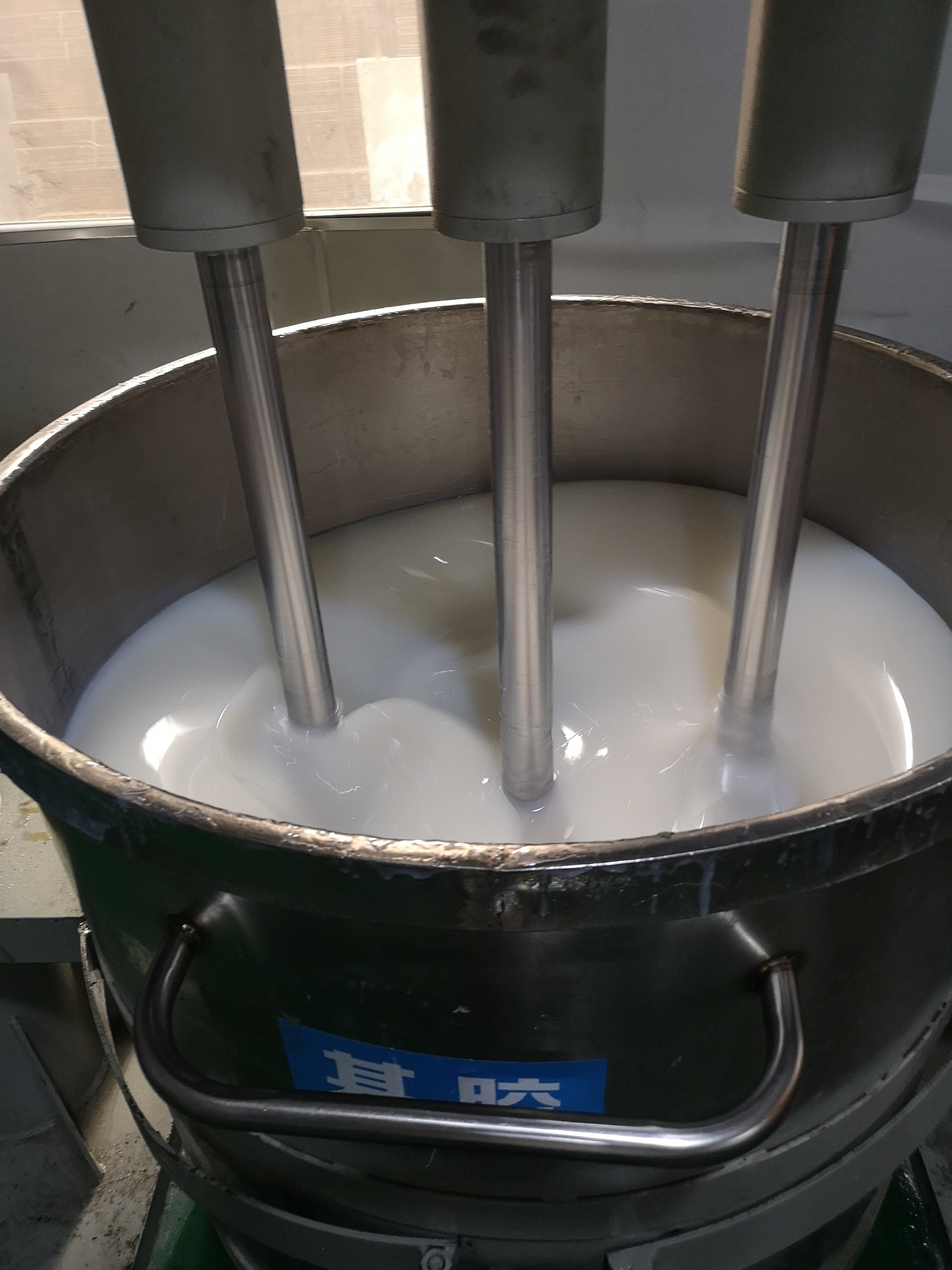 液體硅膠跟固化劑沒有攪拌均勻會有什么情況 ？