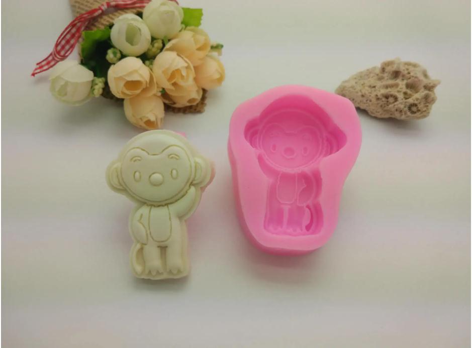 模具硅膠制品用什么才能清洗干凈 ？