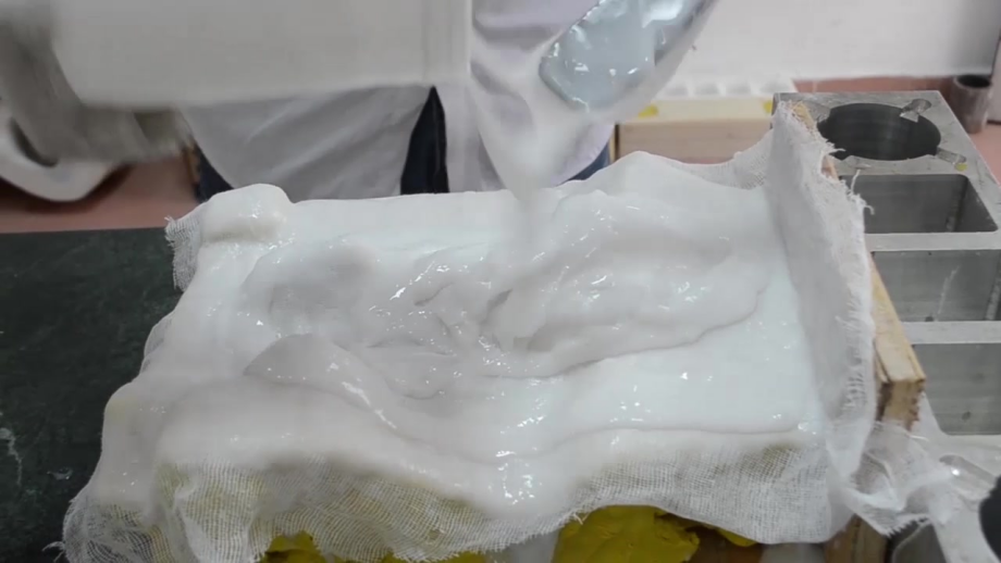 模具硅膠刷模如何使用，有什么需要注意的 ？