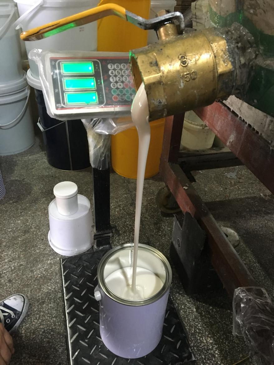 液態(tài)硅膠產(chǎn)品出現(xiàn)流紋路的原因是什么？