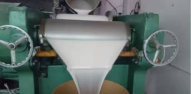 挑選液態(tài)硅膠產(chǎn)品需要關(guān)注什么內(nèi)容 ？